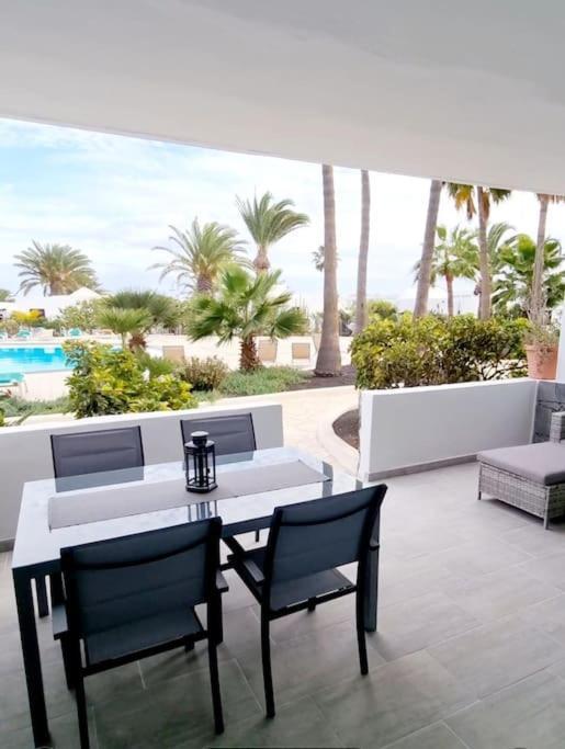 Playa Bastian First Line Of The Sea Apartment Costa Teguise Exterior photo